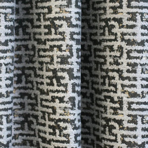 Szürke arannyal szőtt dekor