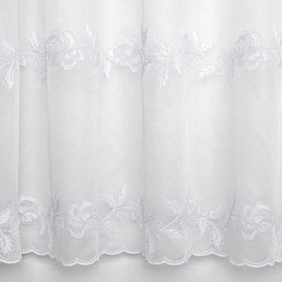 Fehér hímzett virágos tüll függöny
