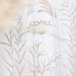 Natúr alapú drapp virágos függöny