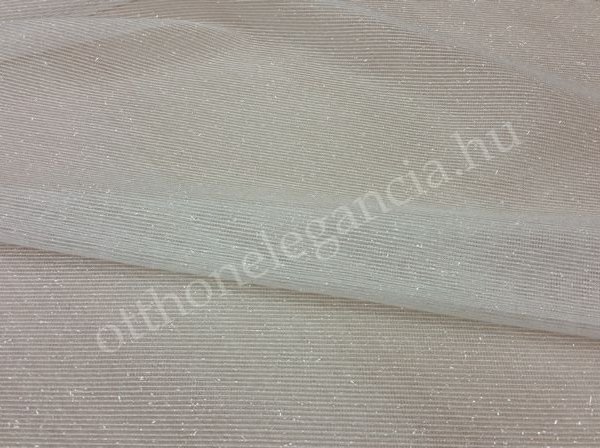 Fehér fényesen csillogó függöny