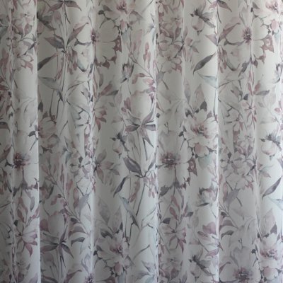 Lila leveles függöny