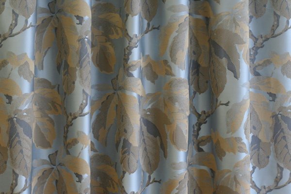 Szürke modern leveles dekor