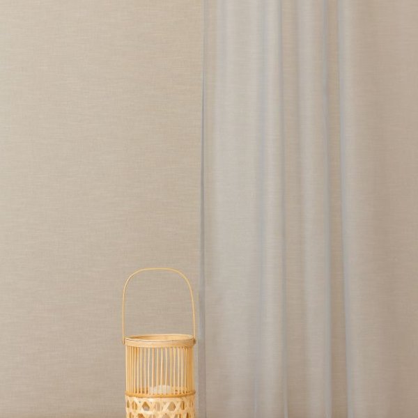 Ezüst hálós szerkezetű függöny