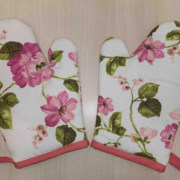 Rózsás kesztyű (1pár/2 db)