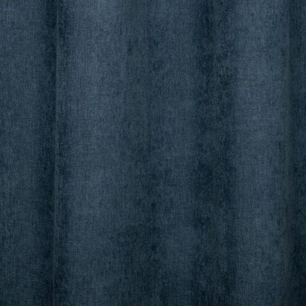 Sötétkék bársonyos blackout