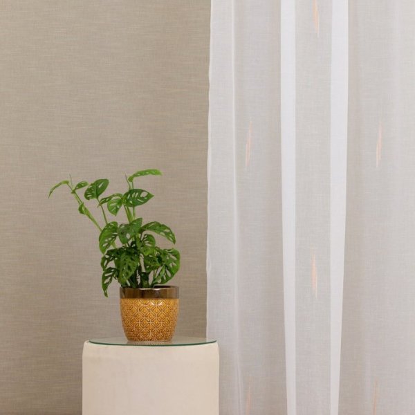 Narancs mintákkal szőtt függöny