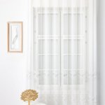 Fehér hímzett leveles függöny