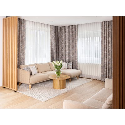 Drapp alapú szövött virágos dekor