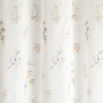 Színes leveles függöny1