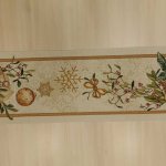 Arany karácsonyfadíszes futó 45x140
