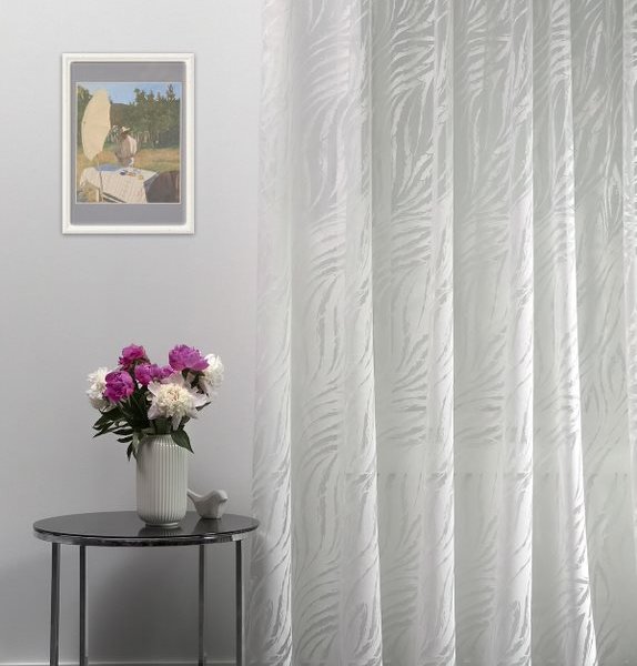 Fehér maratott csíkos függöny