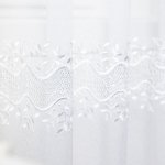 Fehér hímzett leveles függöny