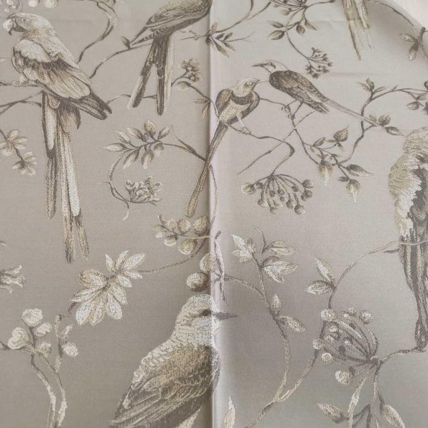 Cappucino színű madaras dekorfüggöny